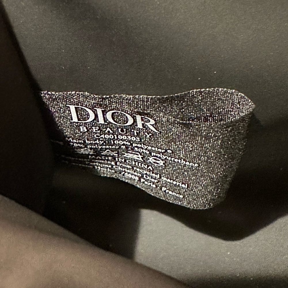 Dior🖤cosmetic pouch DIY crossbody/tote bag - Picture 12 of 12